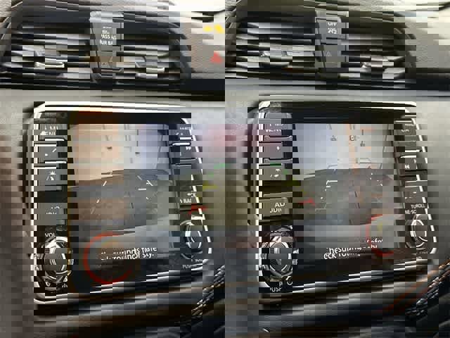 Used 2020 Nissan Versa SR image 23