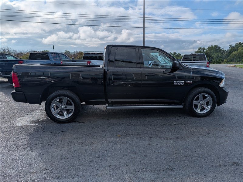 Used 2013 RAM 1500 Express AWD/4WD image 9