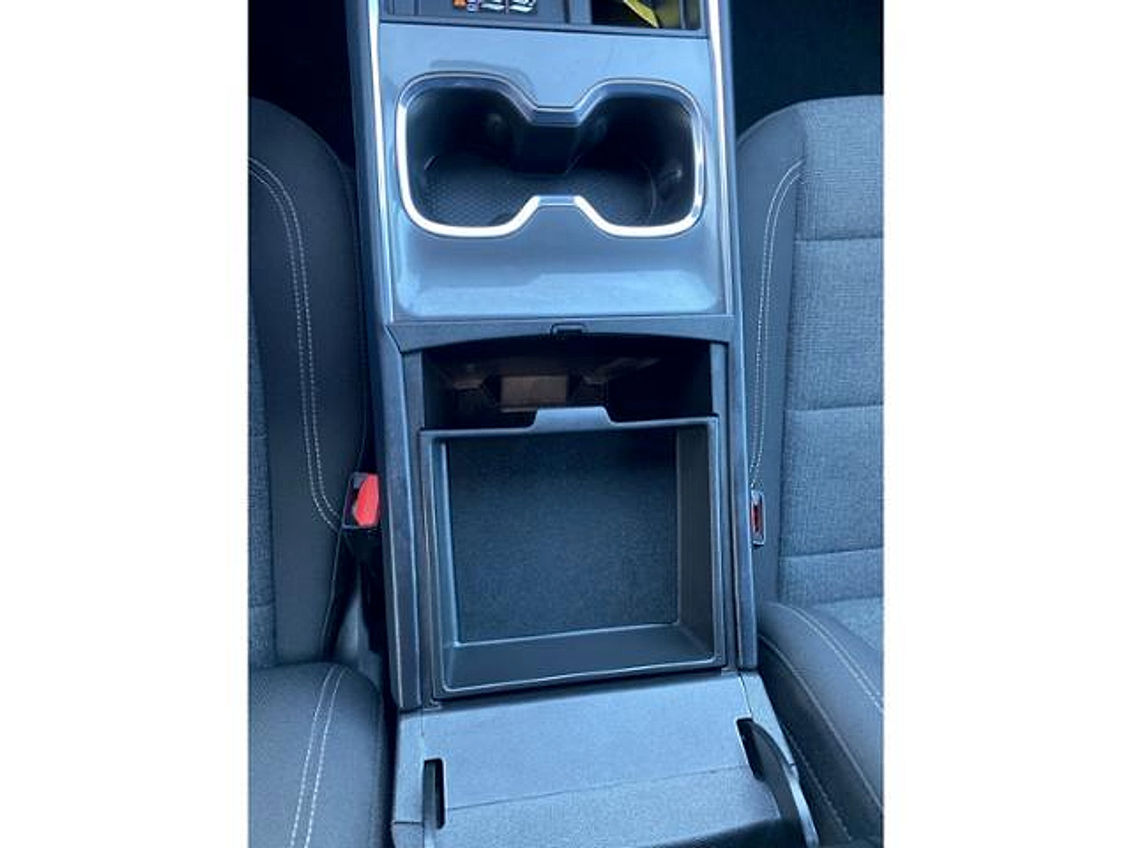 Used 2025 GMC Acadia Elevation AWD/4WD image 37