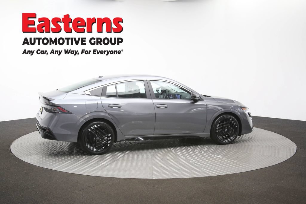 Used 2026 Nissan Sentra SR w/ Floor Mat Package FWD image 41