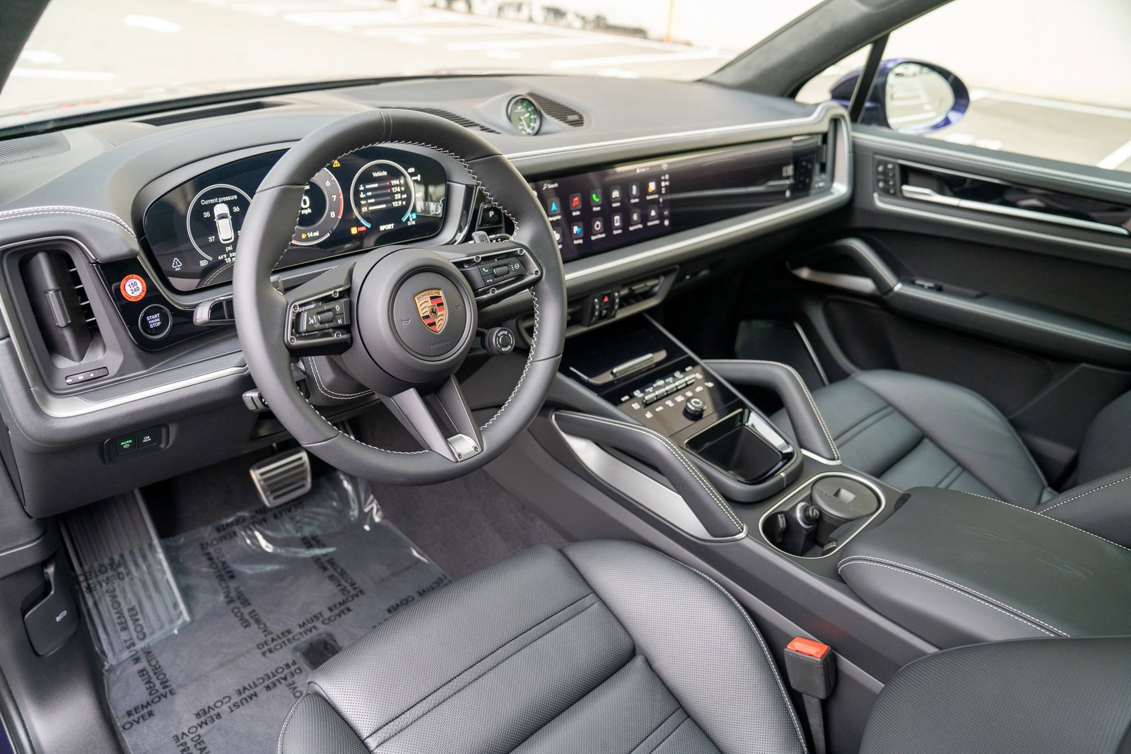 New 2025 Porsche Cayenne GTS AWD/4WD image 4