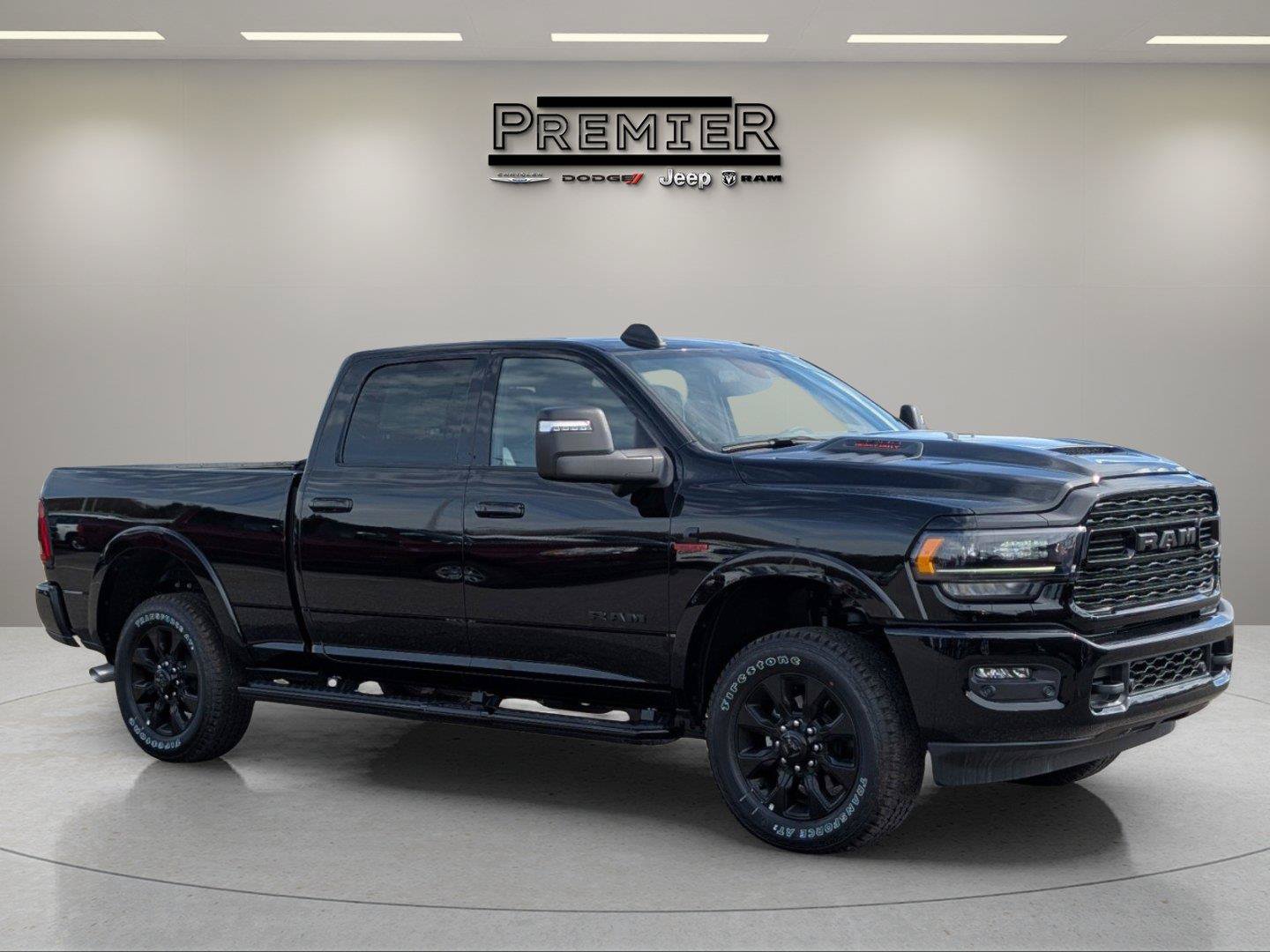 New 2024 RAM 2500 Limited AWD/4WD image 3