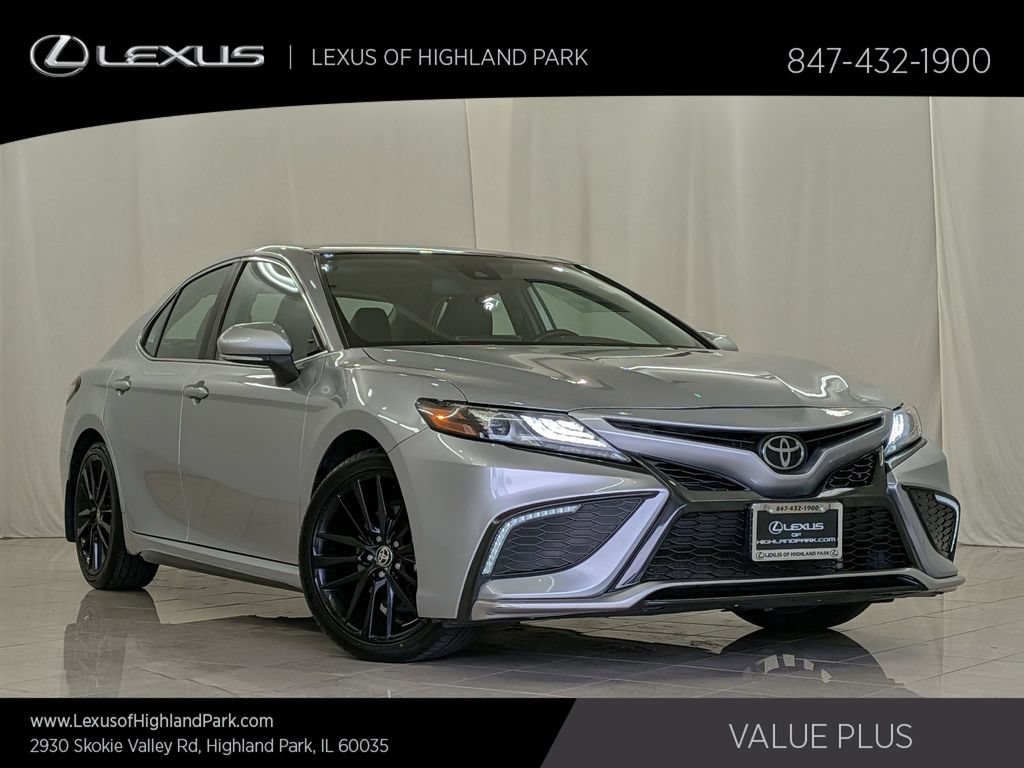 Used 2024 Toyota Camry XSE FWD image 1