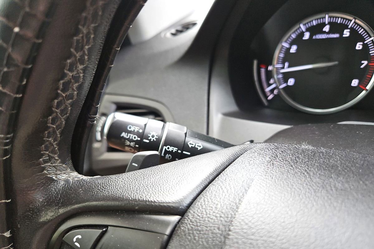 Used 2015 Acura MDX FWD w/ Technology Package image 18