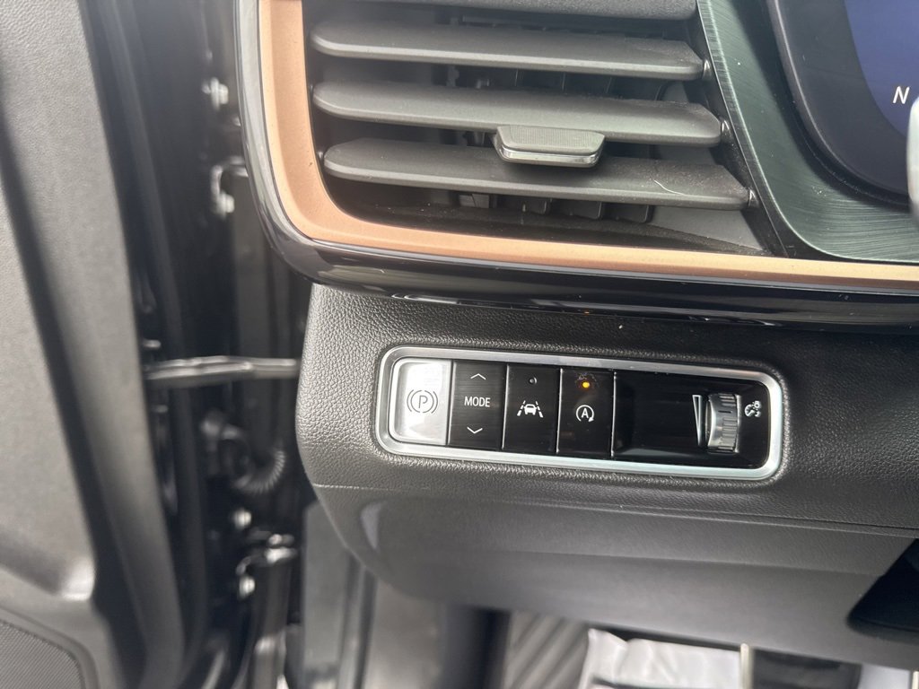 Used 2024 Buick Envision Sport Touring image 13