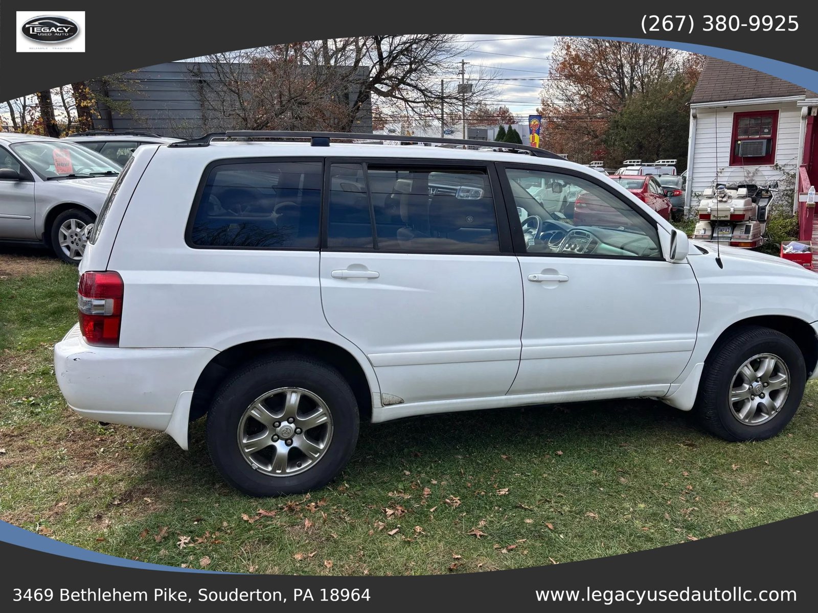 Used 2005 Toyota Highlander 4WD V6 w/ 3rd Row image 5
