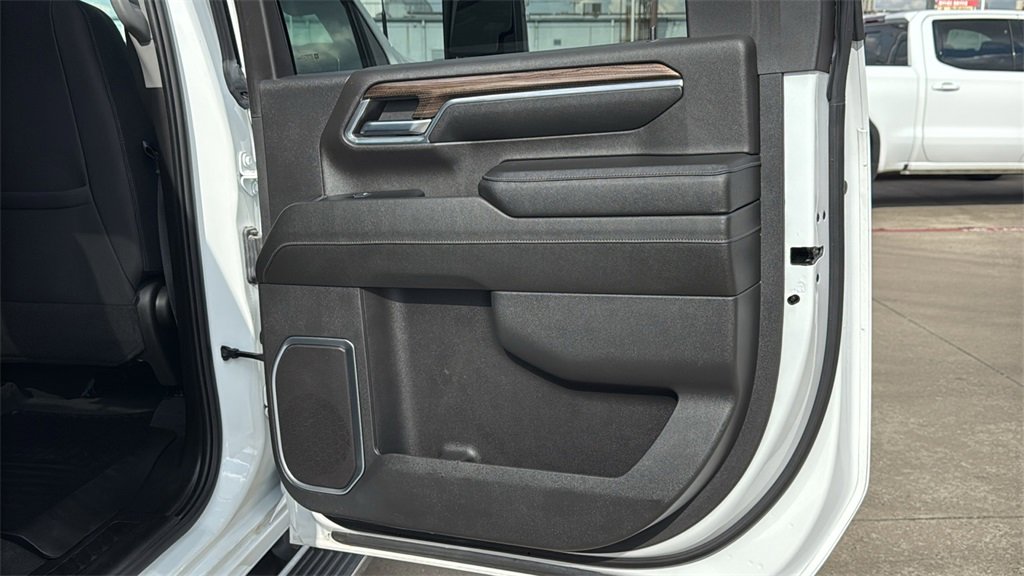 Used 2024 Chevrolet Silverado 2500 LT image 27