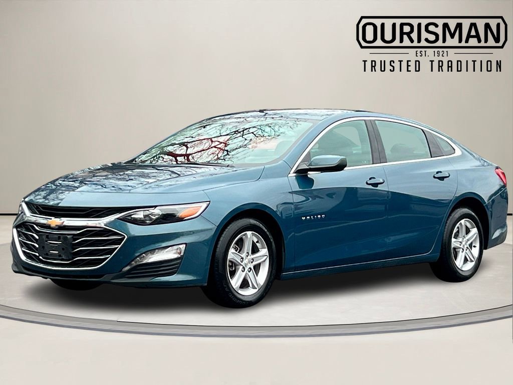 Used 2024 Chevrolet Malibu LT image 2