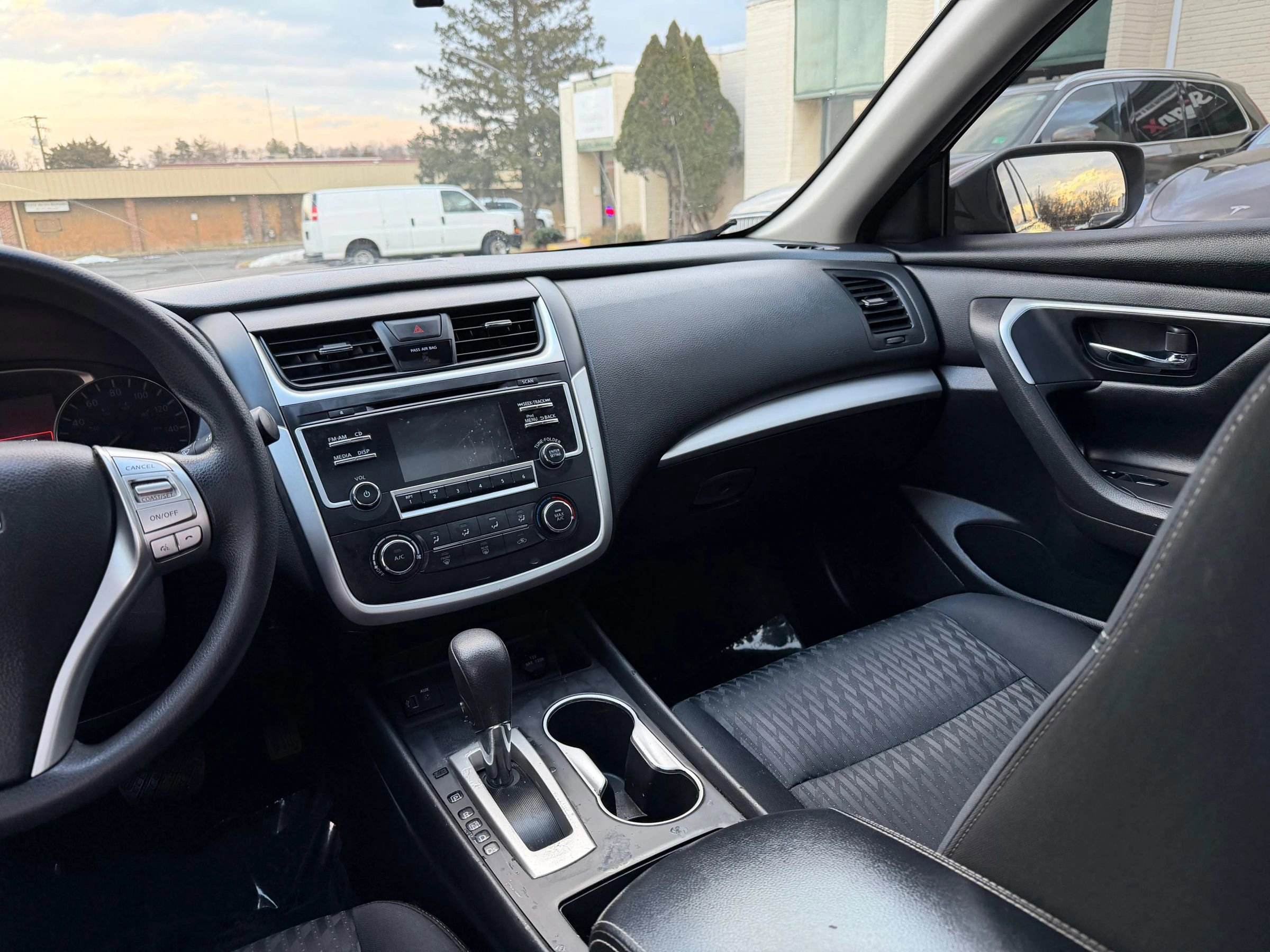 Used 2018 Nissan Altima 2.5 S w/ S Convenience Package image 18