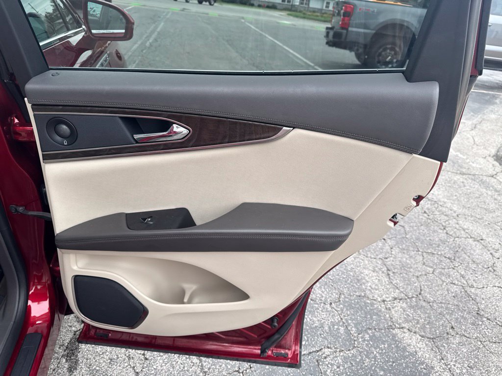 Used 2019 Lincoln Nautilus Reserve w/ Driver Assistance Package FWD image 40