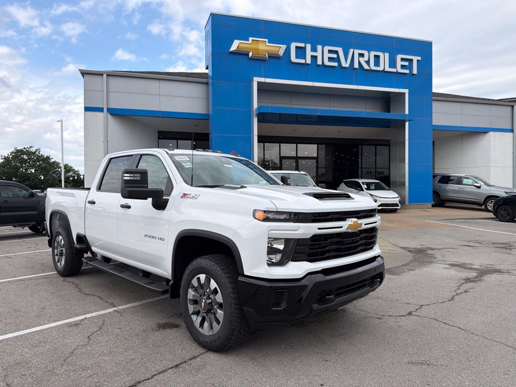 New 2026 Chevrolet Silverado 2500 Custom w/ Custom Value Package AWD/4WD image 1