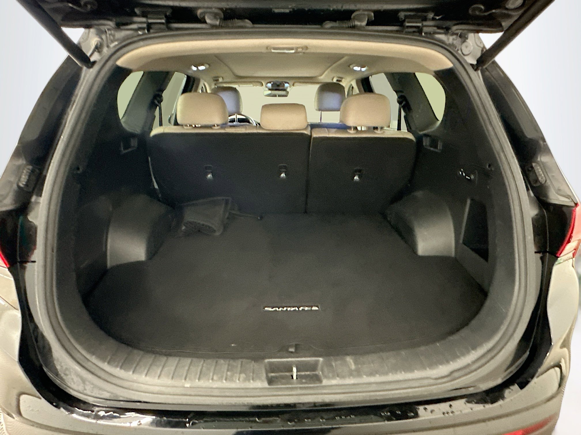 Used 2023 Hyundai Santa Fe SEL w/ Premium Package image 31