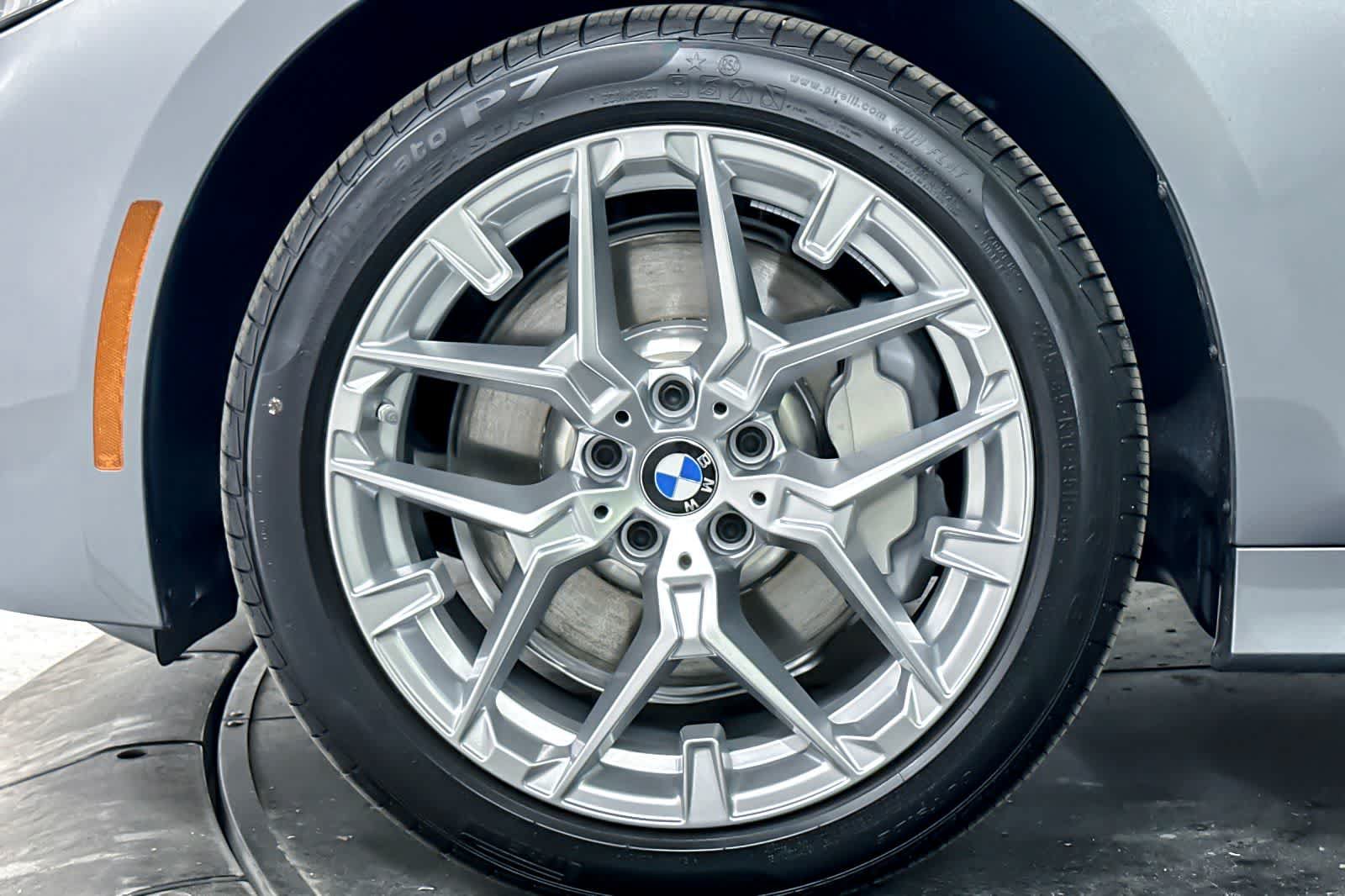 Used 2026 BMW 330i Sedan w/ Convenience Package RWD image 24