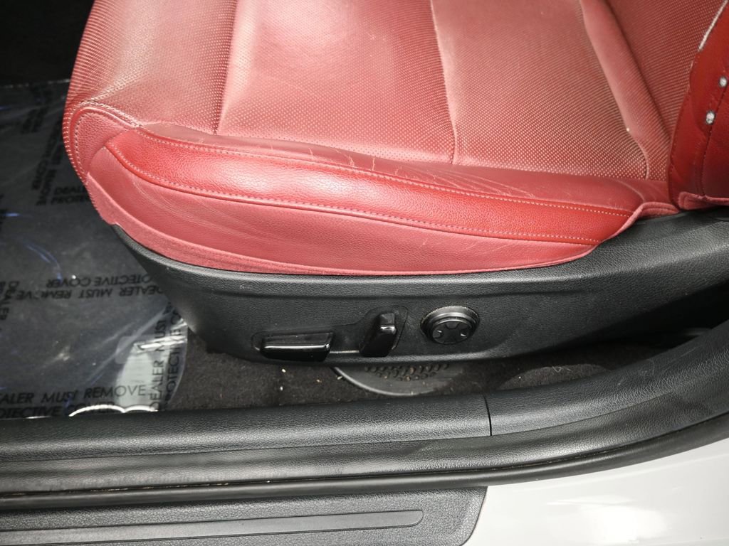 Used 2022 Kia Stinger GT-Line w/ Sun & Sound Package image 16