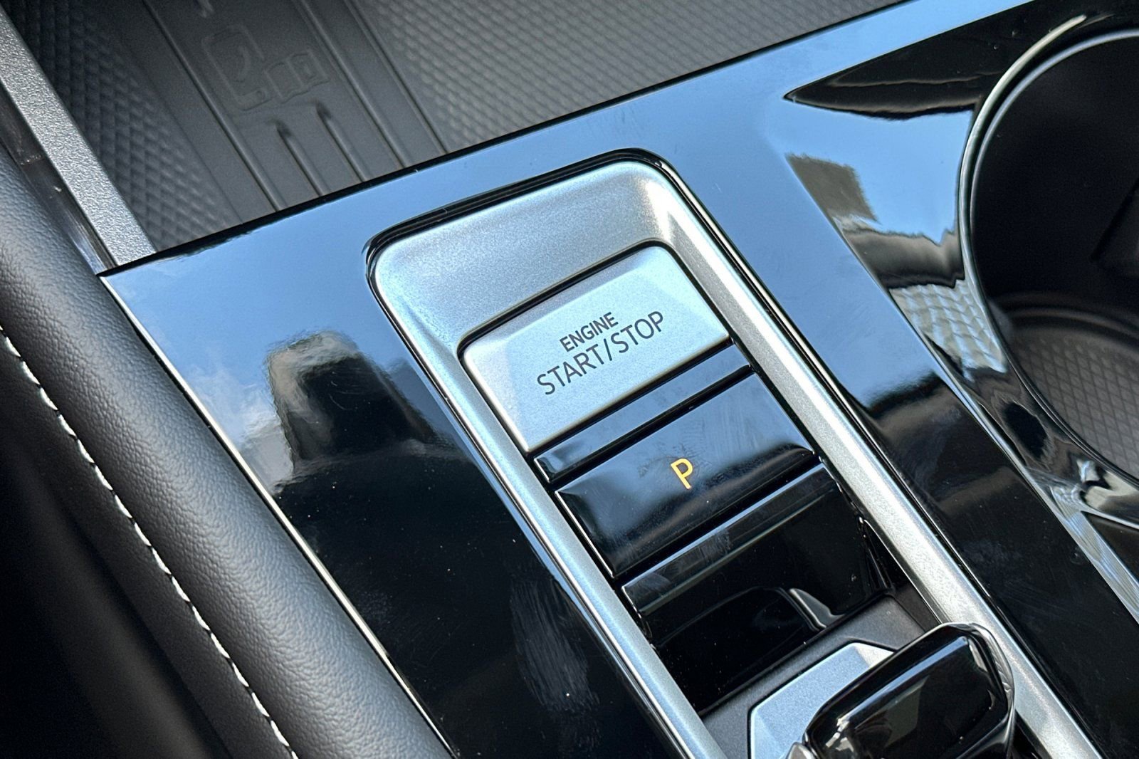 New 2026 Volkswagen Atlas SE image 22