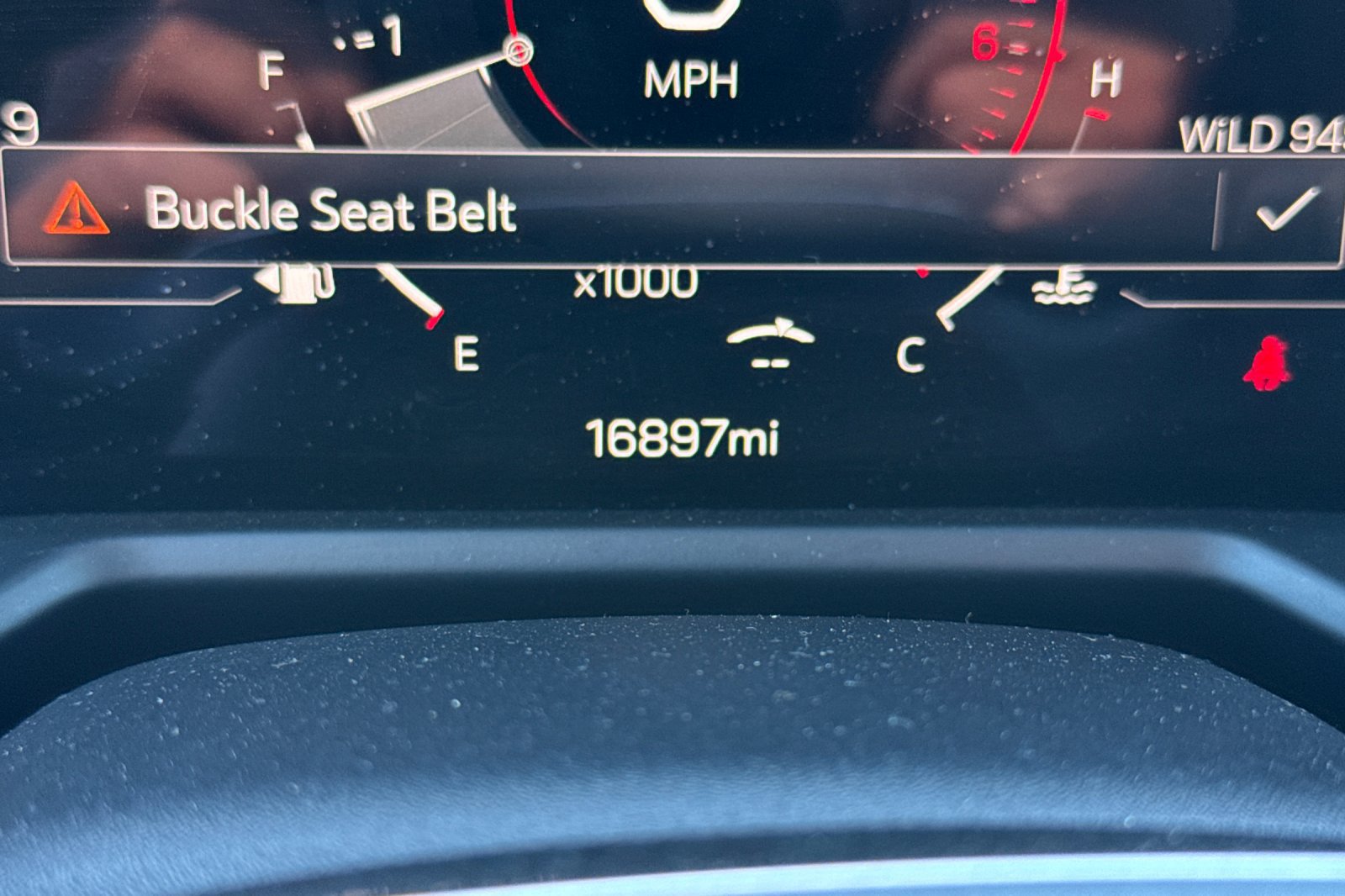 Used 2026 GMC Acadia Elevation w/ Elevation Premium Package FWD image 41