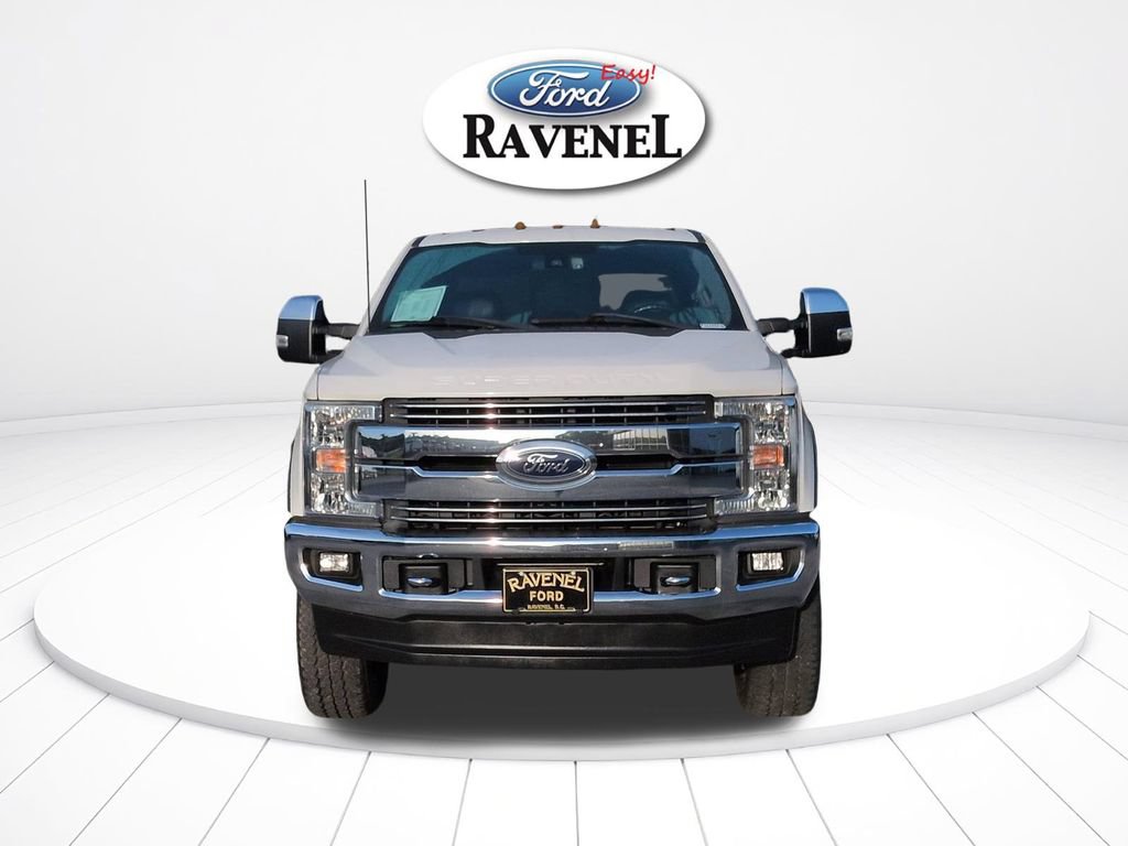 Used 2017 Ford F250 Lariat w/ Lariat Ultimate Package AWD/4WD image 9