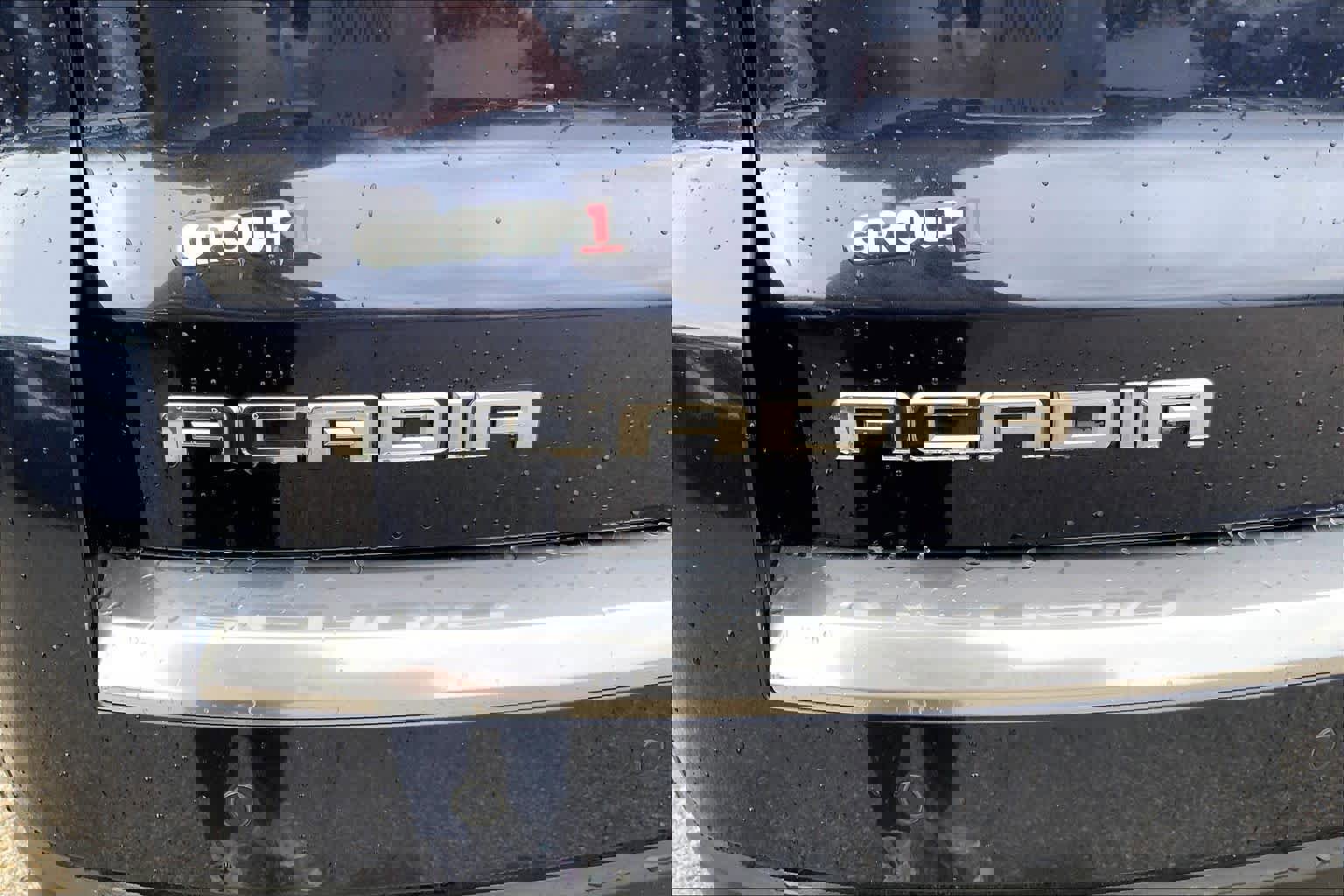 Used 2015 GMC Acadia SLE AWD/4WD image 10