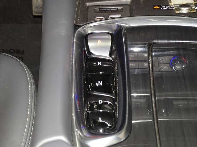 Used 2024 Buick Enclave Premium image 49