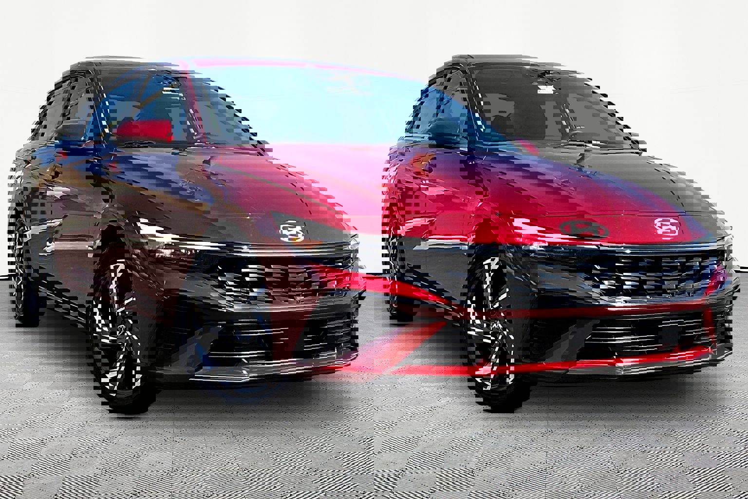 Used 2025 Hyundai Elantra SEL image 3