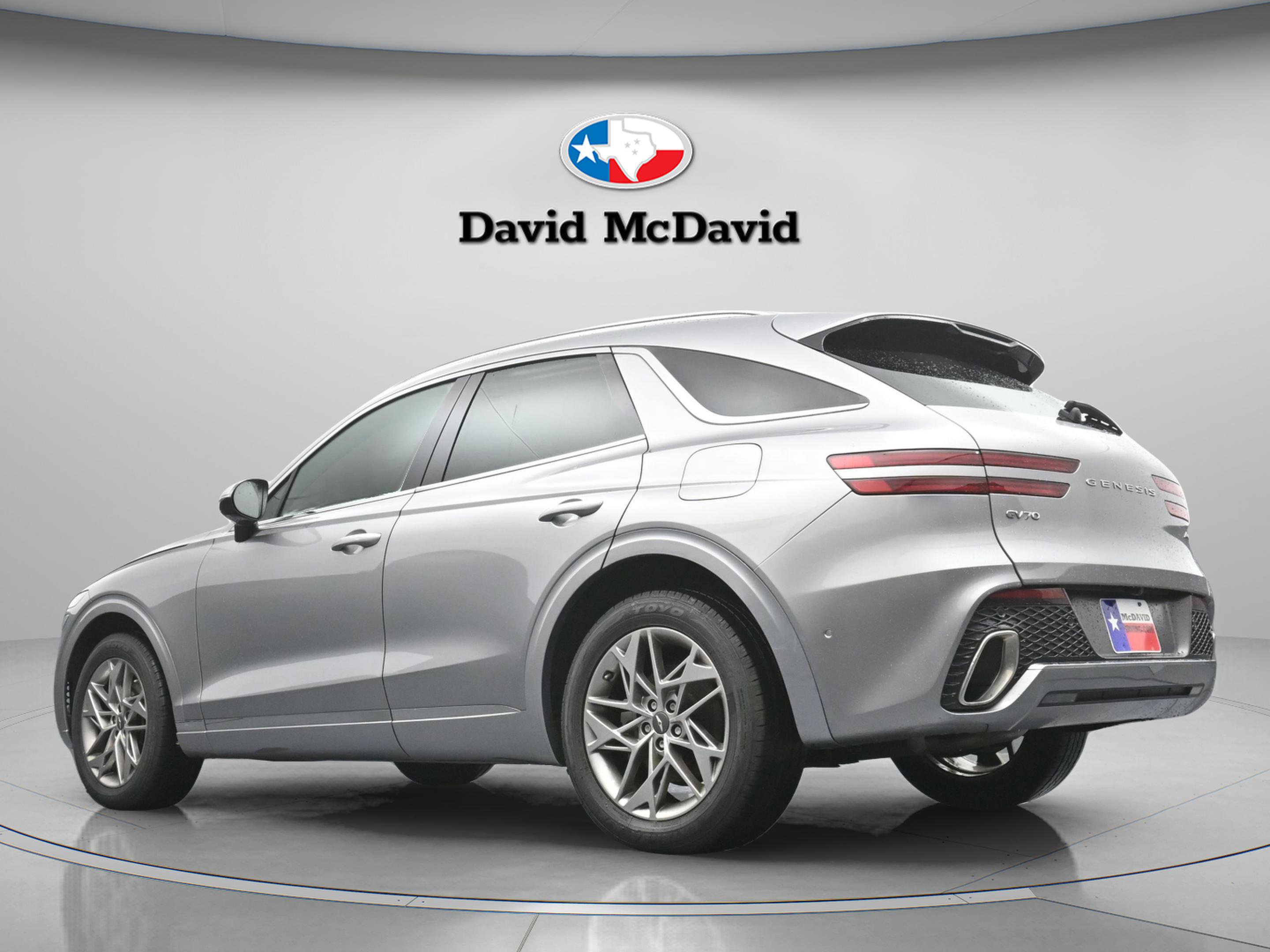 Used 2022 Genesis GV70 2.5T w/ Advanced Package image 30