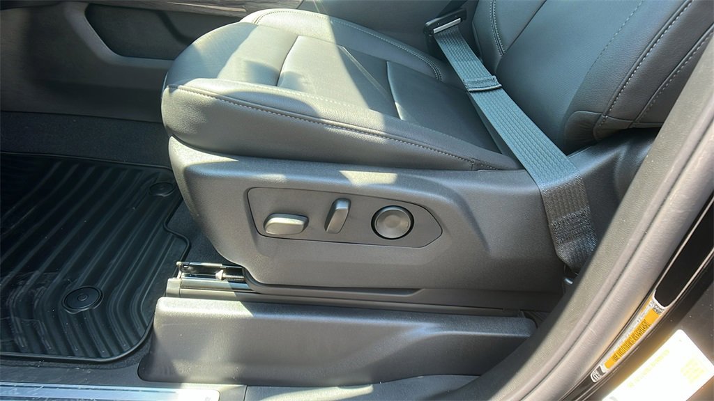 New 2026 Chevrolet Silverado 1500 LTZ w/ LTZ Premium Package image 14