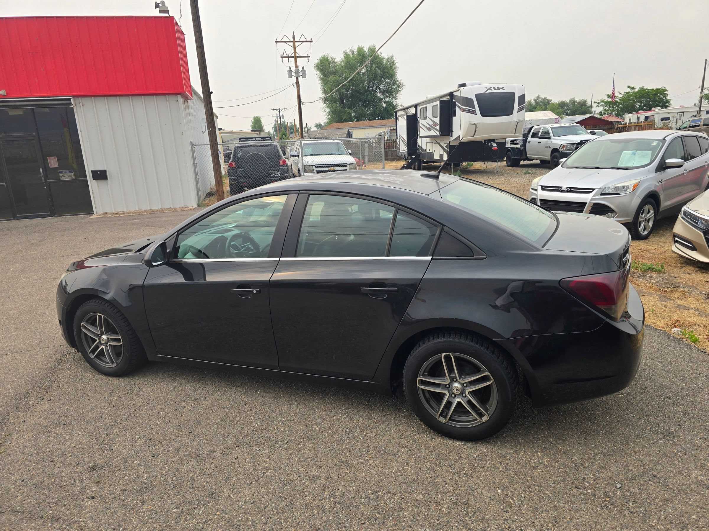 Used 2012 Chevrolet Cruze LS w/ Connectivity Package FWD image 3