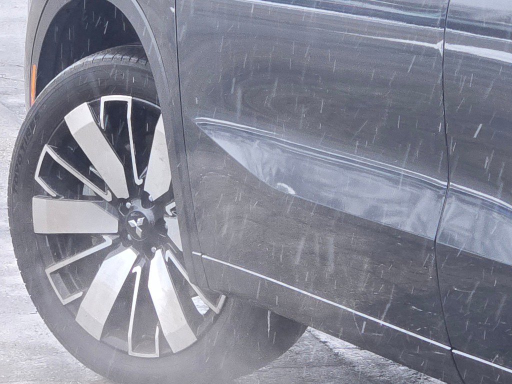 Used 2025 Mitsubishi Outlander SEL image 16