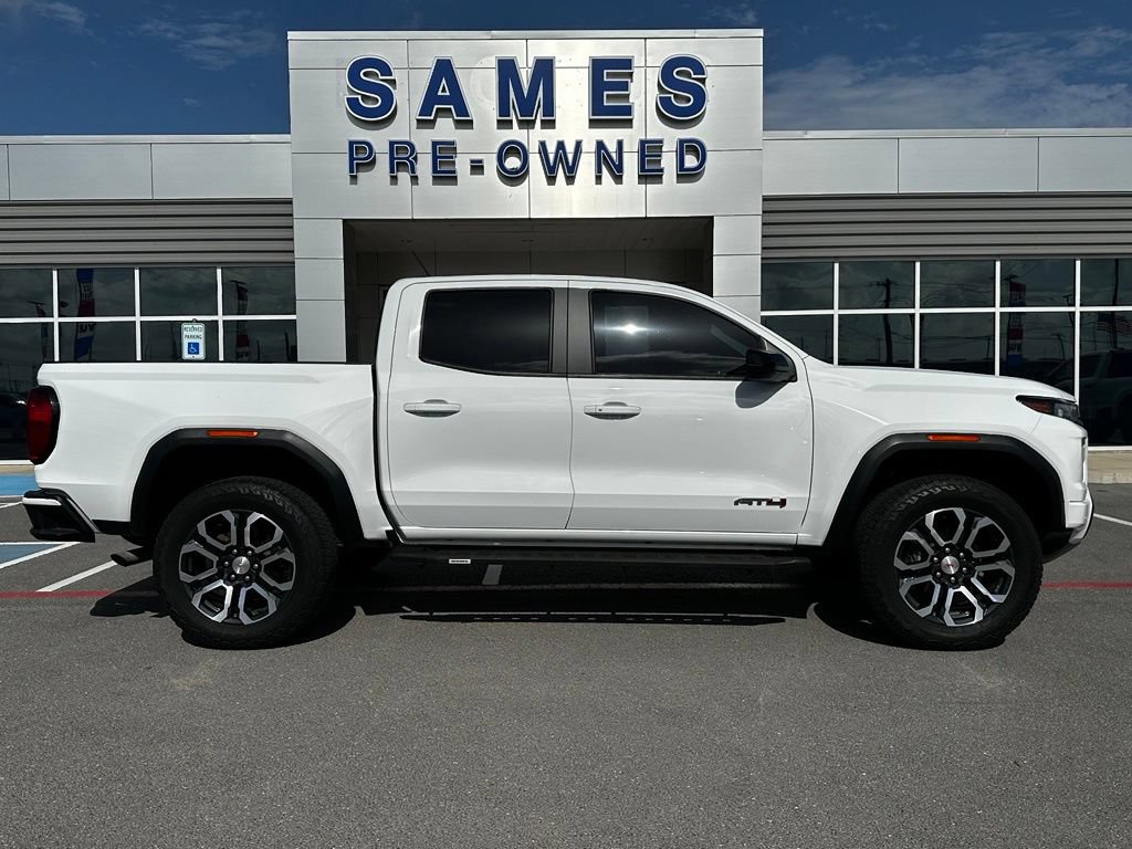 Used 2024 GMC Canyon AT4 AWD/4WD image 4