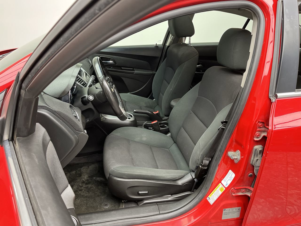 Used 2012 Chevrolet Cruze LT w/ All-Star Edition FWD image 8