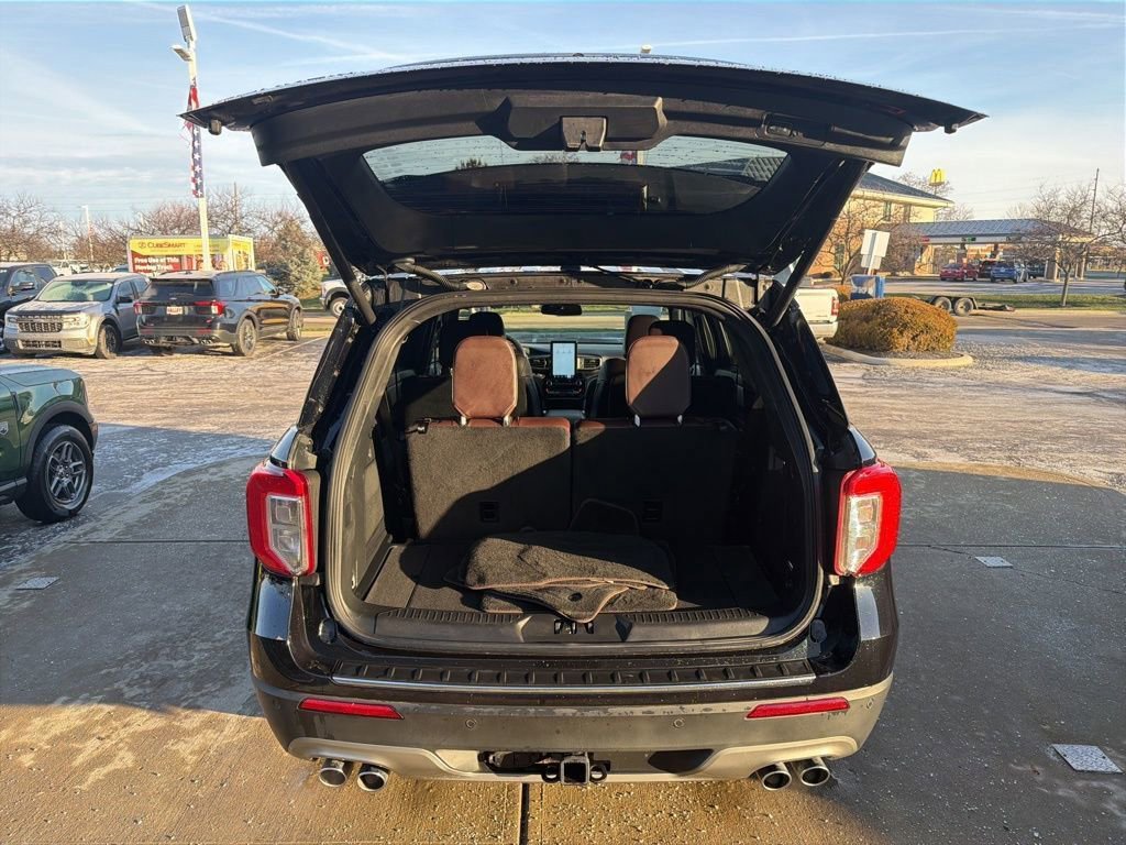 Certified 2023 Ford Explorer Platinum w/ Technology Package image 39