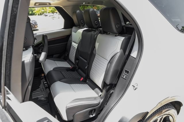 New 2026 Land Rover Discovery Dynamic SE AWD/4WD image 50