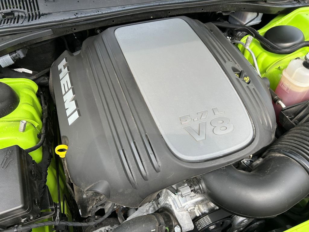 Used 2023 Dodge Challenger R/T w/ Plus Package image 30