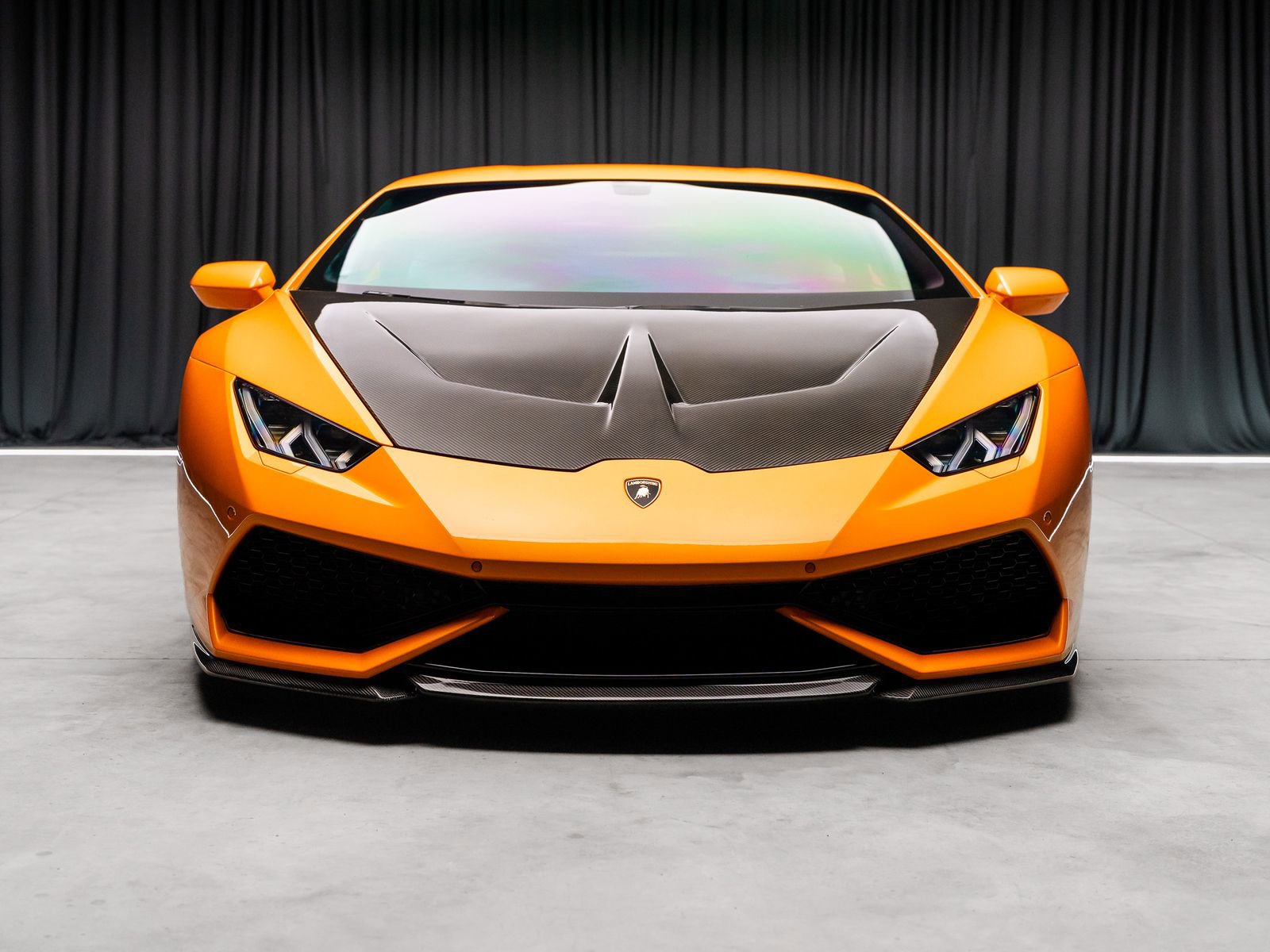Used 2015 Lamborghini Huracan LP 610-4 image 3
