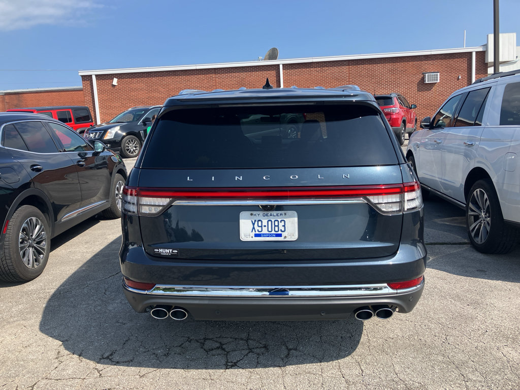 Used 2022 Lincoln Aviator Reserve w/ Equipment Group 201A AWD/4WD image 5