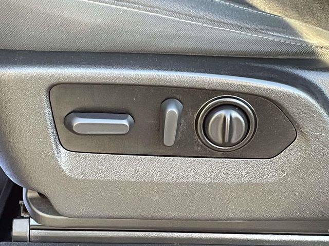 Used 2022 Chevrolet Silverado 1500 LT Trail Boss image 16