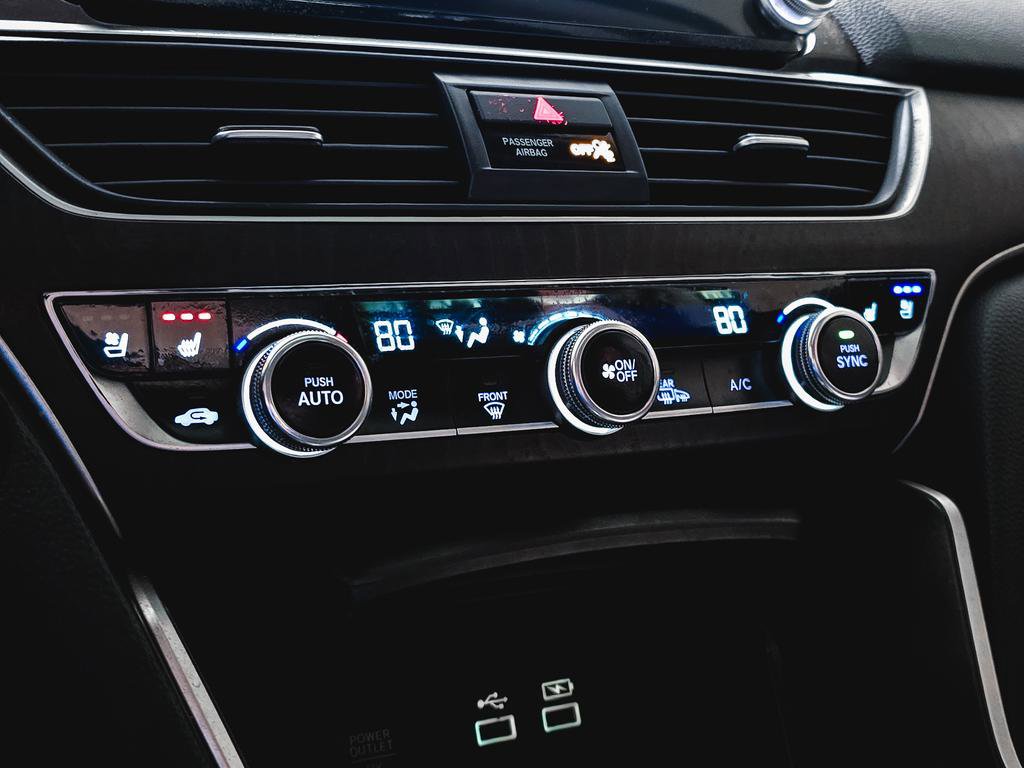 Used 2021 Honda Accord Touring image 28