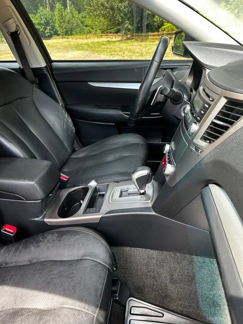 Used 2012 Subaru Legacy 2.5i Premium AWD/4WD image 24