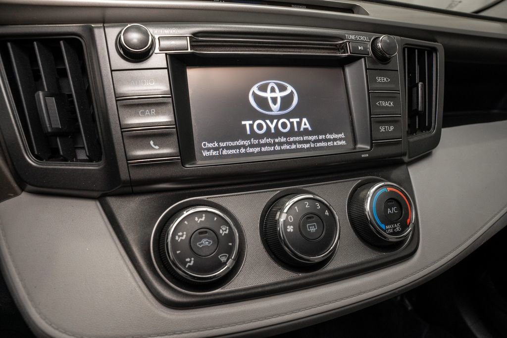 Used 2015 Toyota RAV4 LE image 11