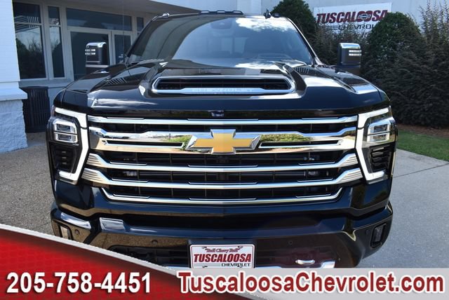 New 2026 Chevrolet Silverado 2500 High Country w/ High Country Premium Package AWD/4WD image 4