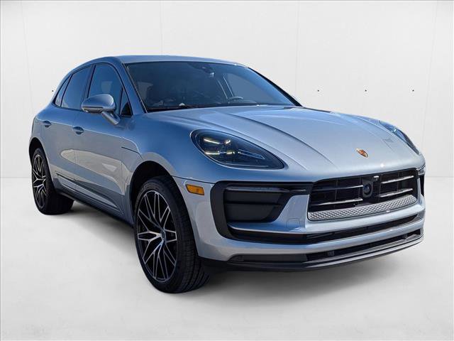 New 2025 Porsche Macan image 7