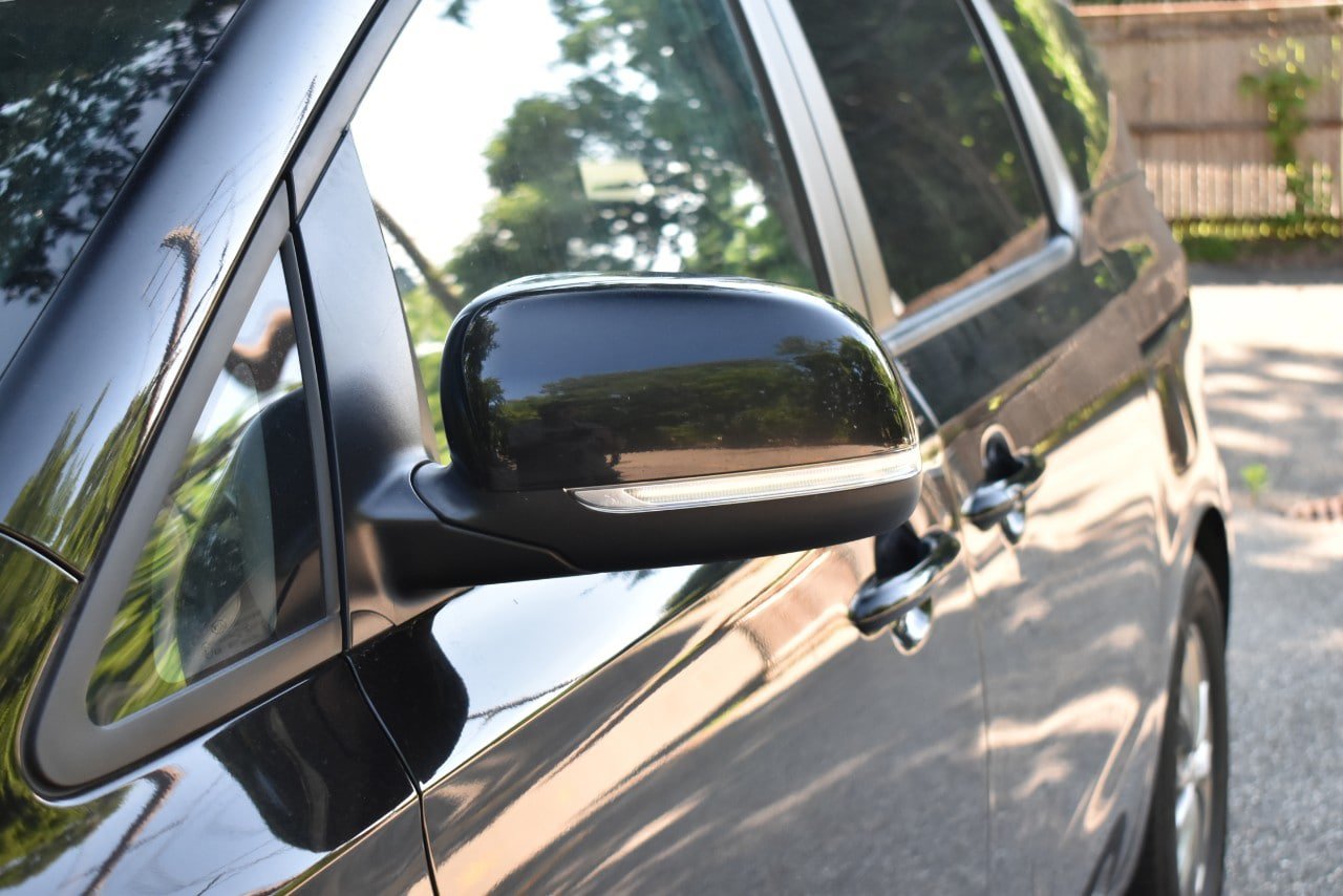 Used 2021 Kia Sedona LX FWD image 31
