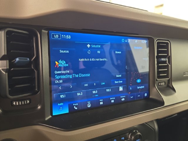 Certified 2022 Ford Bronco Wildtrak AWD/4WD image 25