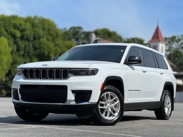 Used 2021 Jeep Grand Cherokee L Laredo w/ Luxury Tech Group I AWD/4WD image 1