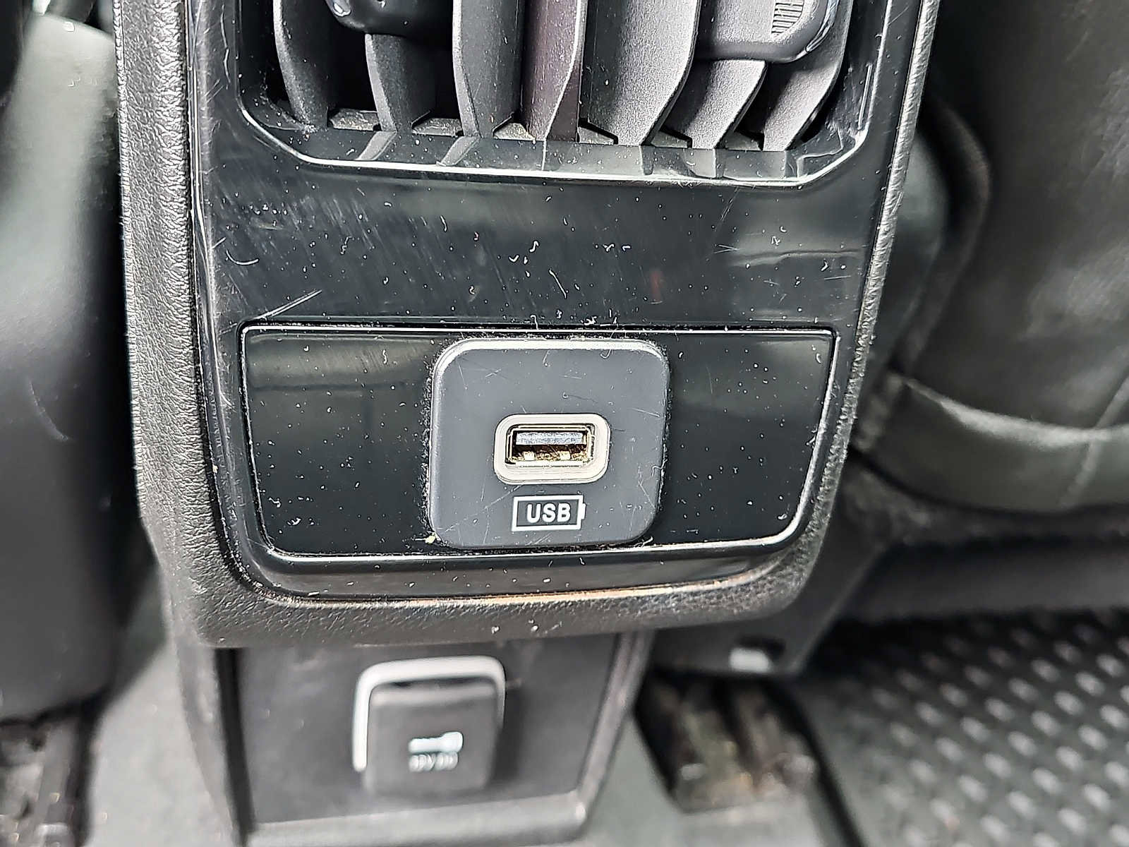 Used 2022 Jeep Compass Trailhawk w/ Sun and Sound Group image 11