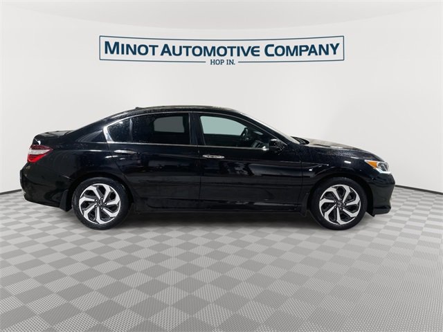 Used 2016 Honda Accord EX image 9
