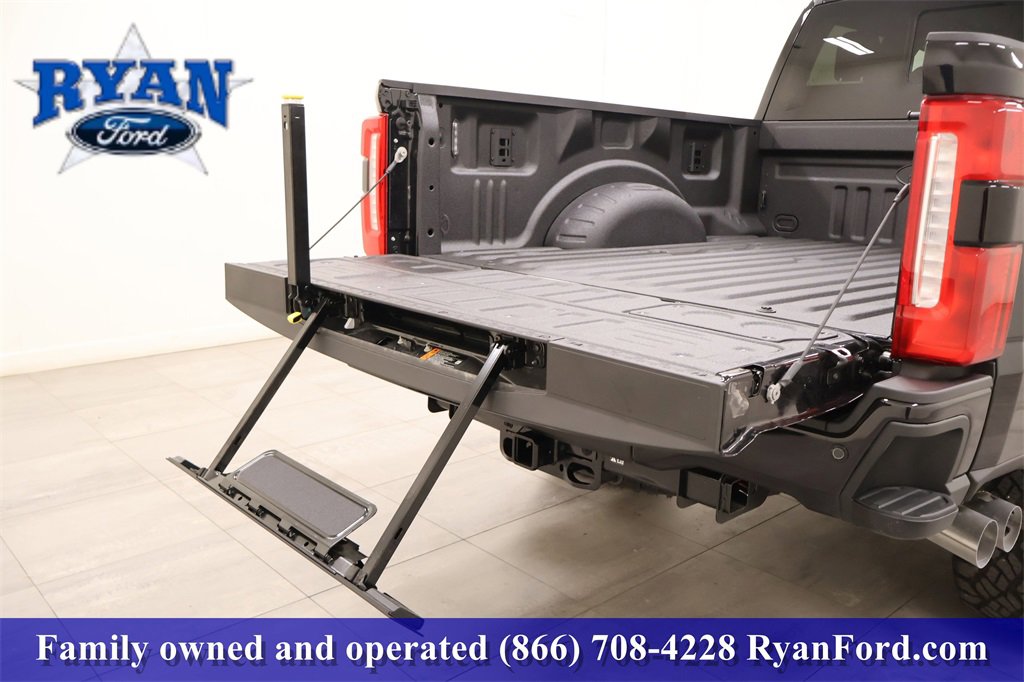 New 2026 Ford F250 Lariat w/ Tremor Off-Road Package image 7