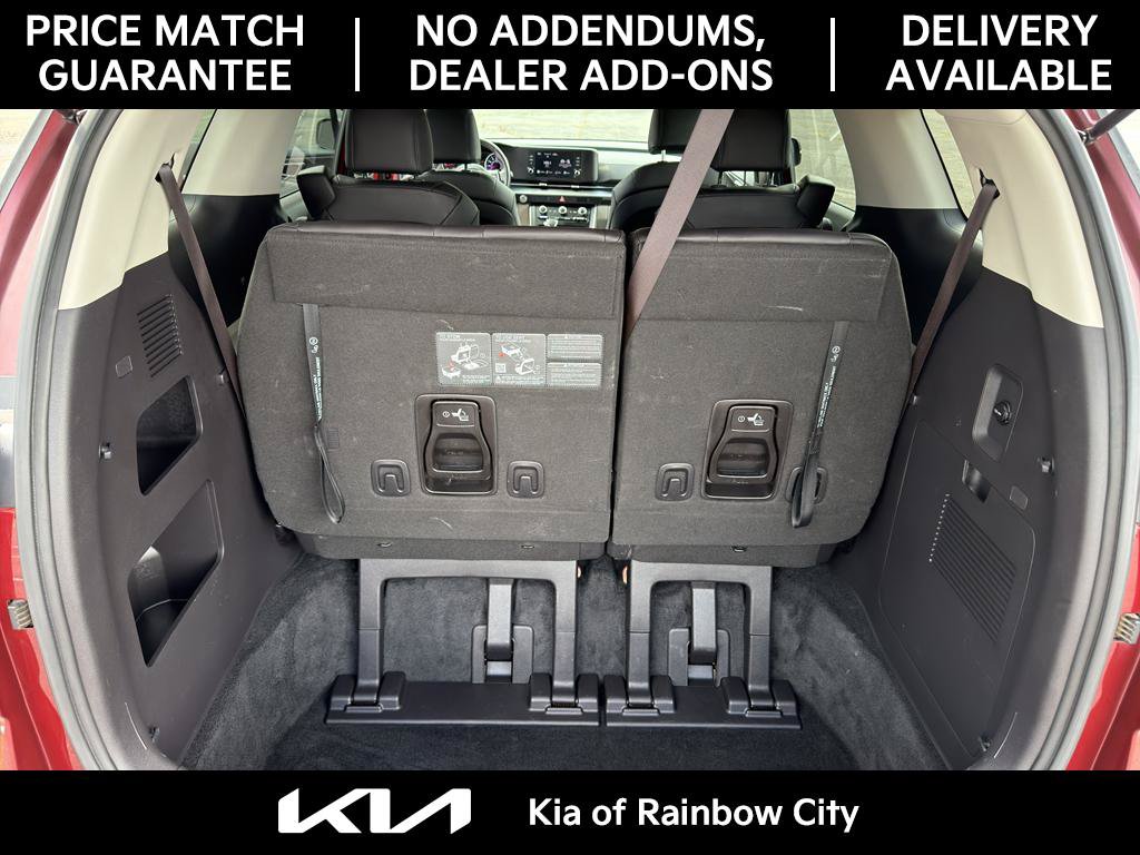 Used 2024 Kia Carnival LX FWD image 29