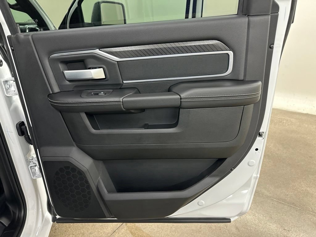 New 2026 RAM 2500 Big Horn AWD/4WD image 26