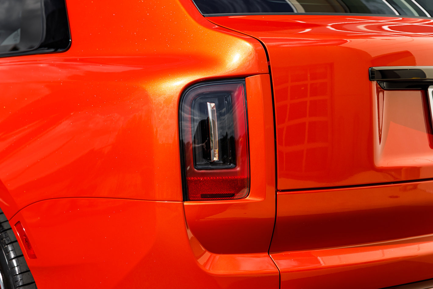 Certified 2026 Rolls-Royce Cullinan Black Badge AWD/4WD image 14